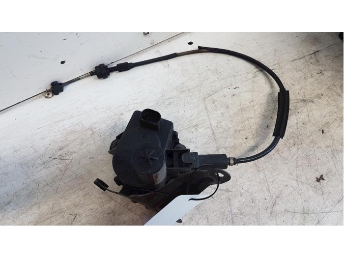 Gebruikte Cruise Control BMW 3 serie Touring (E46/3) 318i Prijs € 20,00 Margeregeling aangeboden door Autodemontagebedrijf Smit