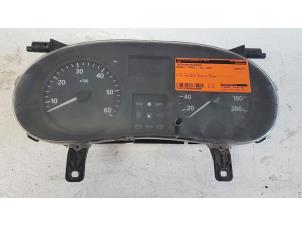 Gebruikte Instrumentenpaneel Renault Trafic New (FL) 1.9 dCi 100 16V Prijs € 35,00 Margeregeling aangeboden door Autodemontagebedrijf Smit