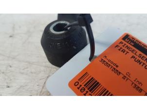 Klopsensor van een Fiat Grande Punto (199) 1.4 2005