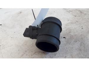 Gebruikte Luchtmassameter Audi A2 (8Z0) Prijs € 10,00 Margeregeling aangeboden door Autodemontagebedrijf Smit