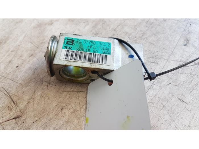 Gebruikte Airco expansieklep Citroen C4 Coupé (LA) 1.6 16V Prijs € 25,00 Margeregeling aangeboden door Autodemontagebedrijf Smit