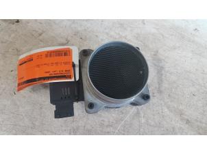 Gebruikte Luchtmassameter Saab 9-5 (YS3E) 2.3t 16V Prijs € 25,00 Margeregeling aangeboden door Autodemontagebedrijf Smit