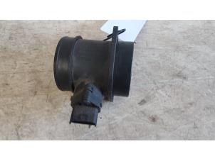 Gebruikte Luchtmassameter Volvo S80 (TR/TS) 2.9 T6 24V Prijs € 25,00 Margeregeling aangeboden door Autodemontagebedrijf Smit