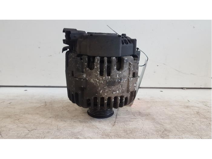 Gebruikte Dynamo Citroen C3 (FC/FL/FT) 1.4 HDi Prijs € 15,00 Margeregeling aangeboden door Autodemontagebedrijf Smit