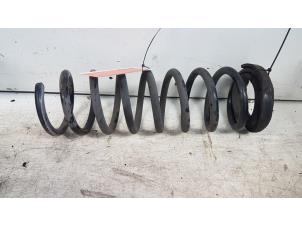 Gebruikte Schroefveer achter Mazda 5 (CR19) 2.0 CiDT 16V High Power Prijs € 25,00 Margeregeling aangeboden door Autodemontagebedrijf Smit