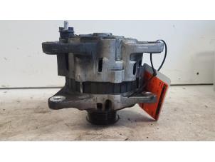 Gebruikte Dynamo Mazda 5 (CR19) 2.0 CiDT 16V High Power Prijs € 35,00 Margeregeling aangeboden door Autodemontagebedrijf Smit