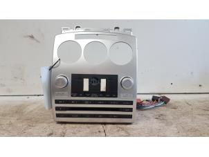 Gebruikte Radio CD Speler Mazda 5 (CR19) 2.0 CiDT 16V High Power Prijs op aanvraag aangeboden door Autodemontagebedrijf Smit