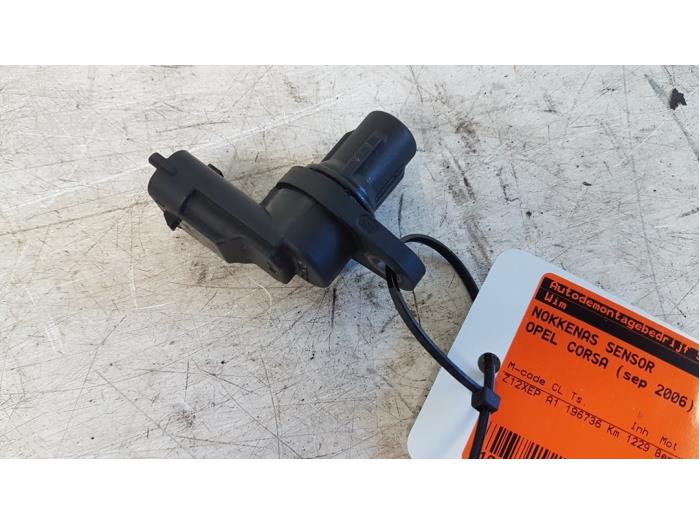 Gebruikte Nokkenas Sensor Opel Corsa D 1.2 16V Prijs € 20,00 Margeregeling aangeboden door Autodemontagebedrijf Smit