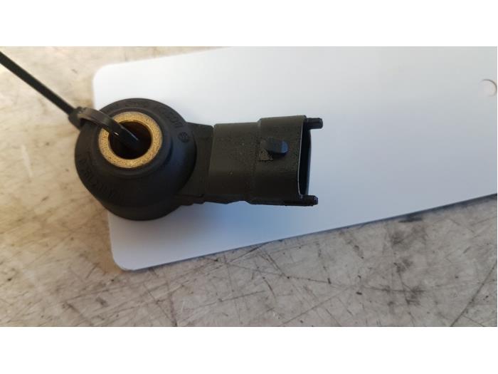 Gebruikte Sensor Pingel/klop Opel Corsa D 1.2 16V Prijs € 10,00 Margeregeling aangeboden door Autodemontagebedrijf Smit