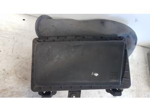 Gebruikte Luchtfilterhuis Jaguar S-type (X200) 3.0 V6 24V Prijs € 35,00 Margeregeling aangeboden door Autodemontagebedrijf Smit