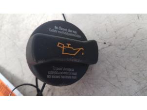 Gebruikte Oliedop Volkswagen Crafter 2.5 TDI 30/32/35/46/50 Prijs € 5,00 Margeregeling aangeboden door Autodemontagebedrijf Smit