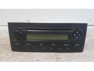 Gebruikte Radio CD Speler Fiat Punto II (188) Prijs € 30,00 Margeregeling aangeboden door Autodemontagebedrijf Smit