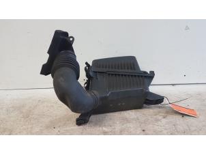 Gebruikte Luchtfilterhuis Kia Picanto (BA) 1.1 CRDi VGT 12V Prijs € 25,00 Margeregeling aangeboden door Autodemontagebedrijf Smit