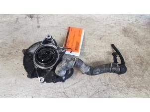 Gebruikte Vacuumpomp (Diesel) Audi A4 Avant Quattro (B6) 2.5 TDI V6 24V Prijs € 35,00 Margeregeling aangeboden door Autodemontagebedrijf Smit