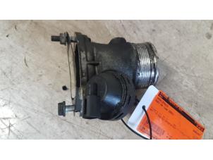Gebruikte Gasklephuis Audi A4 Avant Quattro (B6) 2.5 TDI V6 24V Prijs € 25,00 Margeregeling aangeboden door Autodemontagebedrijf Smit