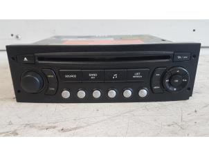 Gebruikte Radio CD Speler Citroen C4 Berline (LC) 1.6 HDi 16V 110 Prijs op aanvraag aangeboden door Autodemontagebedrijf Smit