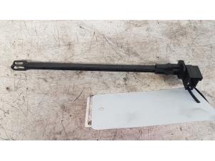 Gebruikte Sensor Temeratuur buiten Mitsubishi Colt (Z2/Z3) 1.3 16V Prijs € 10,00 Margeregeling aangeboden door Autodemontagebedrijf Smit