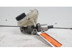 Gebruikte Hoofdremcilinder BMW Mini One/Cooper (R50) 1.6 16V One Prijs € 15,00 Margeregeling aangeboden door Autodemontagebedrijf Smit