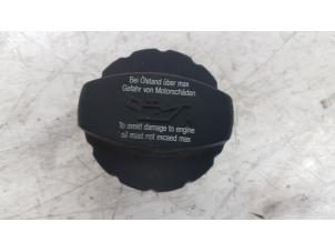 Gebruikte Oliedop Mercedes Vaneo (W414) Prijs op aanvraag aangeboden door Autodemontagebedrijf Smit