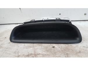 Gebruikte Display Interieur Hyundai Matrix 1.6 16V Prijs € 25,00 Margeregeling aangeboden door Autodemontagebedrijf Smit