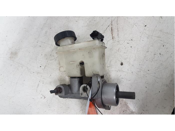 Gebruikte Hoofdremcilinder Chevrolet Lacetti (KLAN) 1.8 16V Prijs € 30,00 Margeregeling aangeboden door Autodemontagebedrijf Smit