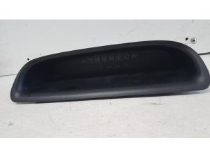 Gebruikte Display Interieur Hyundai Matrix 1.8 16V Prijs € 25,00 Margeregeling aangeboden door Autodemontagebedrijf Smit