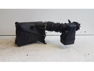 Gebruikte Luchtfilterhuis Toyota Corolla (E11) Prijs € 20,00 Margeregeling aangeboden door Autodemontagebedrijf Smit