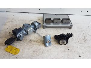 Gebruikte Contactslot + computer Ford Focus C-Max 1.8 16V Prijs € 125,00 Margeregeling aangeboden door Autodemontagebedrijf Smit