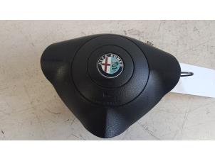 Gebruikte Airbag links (Stuur) Alfa Romeo GT (937) 2.0 JTS 16V Prijs € 25,00 Margeregeling aangeboden door Autodemontagebedrijf Smit