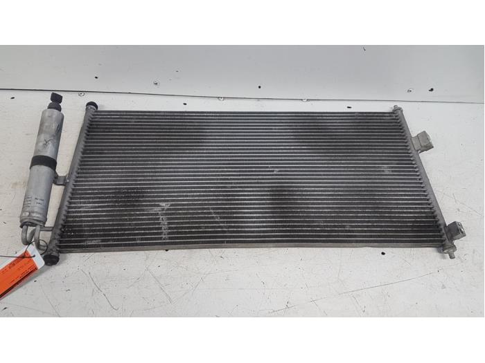 Gebruikte Radiateur Airco Nissan Almera Tino (V10M) 1.8 16V Prijs € 30,00 Margeregeling aangeboden door Autodemontagebedrijf Smit