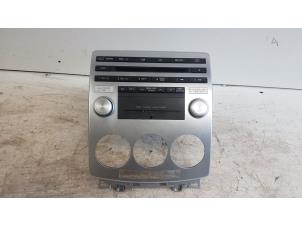 Gebruikte Radio CD Speler Mazda 5 (CR19) 1.8i 16V Prijs € 70,00 Margeregeling aangeboden door Autodemontagebedrijf Smit