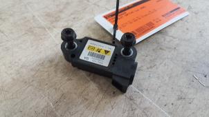 Gebruikte Airbag Sensor Chevrolet Captiva (C100) 2.4 16V 4x2 Prijs € 10,00 Margeregeling aangeboden door Autodemontagebedrijf Smit
