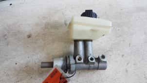 Gebruikte Hoofdremcilinder Saab 9-5 (YS3E) 2.3t 16V Prijs € 20,00 Margeregeling aangeboden door Autodemontagebedrijf Smit
