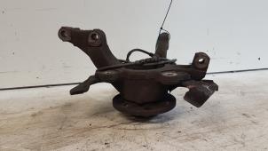 Gebruikte Fusee rechts-voor Fiat Grande Punto (199) 1.2 Prijs € 25,00 Margeregeling aangeboden door Autodemontagebedrijf Smit