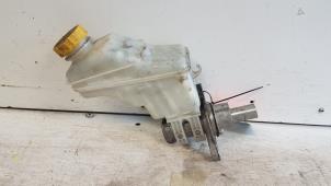 Gebruikte Hoofdremcilinder Fiat Grande Punto (199) 1.2 Prijs € 10,00 Margeregeling aangeboden door Autodemontagebedrijf Smit