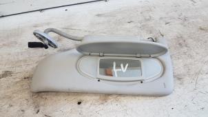 Gebruikte Zonneklep BMW Mini One/Cooper (R50) 1.6 16V Cooper Prijs € 10,00 Margeregeling aangeboden door Autodemontagebedrijf Smit