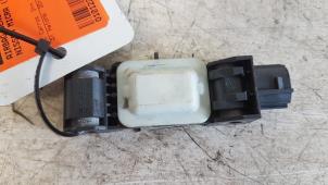 Gebruikte Airbag Sensor Nissan Micra (K12) 1.2 16V Prijs € 15,00 Margeregeling aangeboden door Autodemontagebedrijf Smit