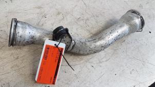 Gebruikte Intercooler Buis Volkswagen Transporter T5 1.9 TDi Prijs € 30,00 Margeregeling aangeboden door Autodemontagebedrijf Smit