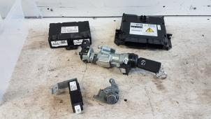 Gebruikte Contactslot + computer Mazda 5 (CR19) 2.0 CiDT 16V Normal Power Prijs € 220,00 Margeregeling aangeboden door Autodemontagebedrijf Smit