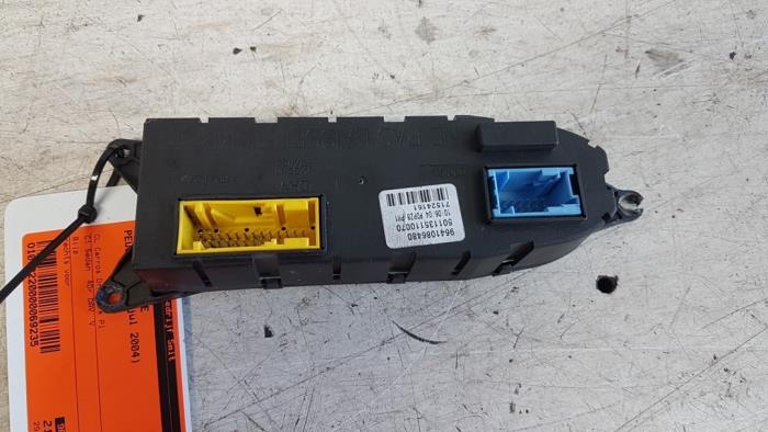 Gebruikte Comfort Module Peugeot 607 (9D/U) 2.2 16V Prijs op aanvraag aangeboden door Autodemontagebedrijf Smit