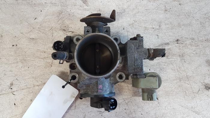Gebruikte Gasklephuis Honda Civic (EJ/EK) 1.4iS 16V Prijs € 25,00 Margeregeling aangeboden door Autodemontagebedrijf Smit