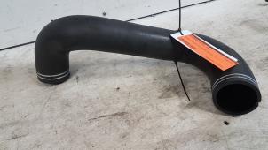 Gebruikte Intercooler Slang Alfa Romeo 159 Sportwagon (939BX) 1.9 JTDm Prijs op aanvraag aangeboden door Autodemontagebedrijf Smit