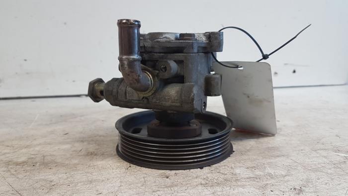 Gebruikte Servopomp Volkswagen Golf IV (1J1) 2.0 Prijs € 10,00 Margeregeling aangeboden door Autodemontagebedrijf Smit