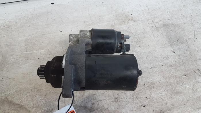 Gebruikte Startmotor Volkswagen Golf IV (1J1) 2.0 Prijs € 20,00 Margeregeling aangeboden door Autodemontagebedrijf Smit