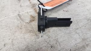 Gebruikte Luchthoeveelheidsmeter Lexus IS (E2) 250 2.5 V6 24V Prijs € 35,00 Margeregeling aangeboden door Autodemontagebedrijf Smit