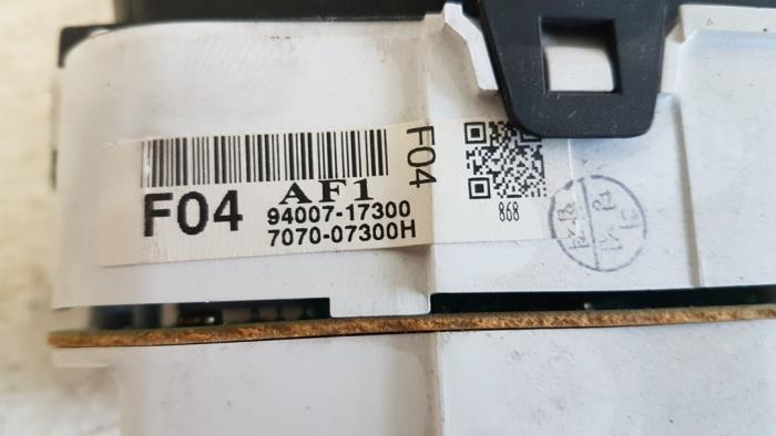 Display Interieur van een Hyundai Matrix 1.6 16V 2006