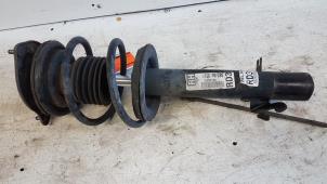 Gebruikte Schokdemperpoot rechts-voor BMW Mini One/Cooper (R50) 1.6 16V Cooper Prijs € 25,00 Margeregeling aangeboden door Autodemontagebedrijf Smit