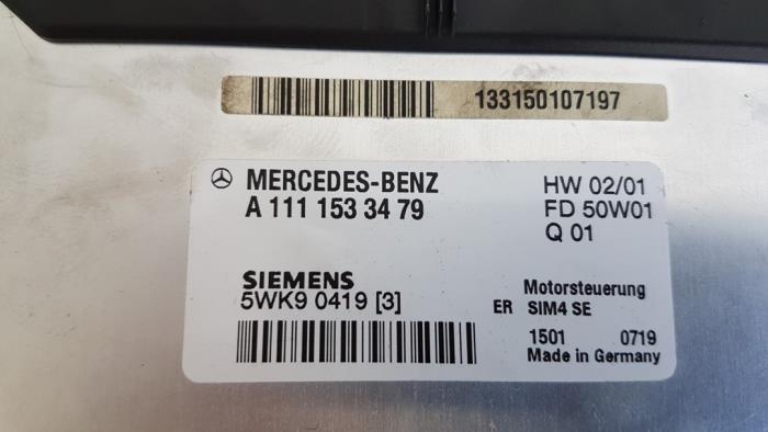 Kontaktslot + computer van een Mercedes-Benz C Sportcoupé (C203) 2.0 C-180 16V 2002