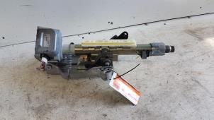 Gebruikte Stuurkolom Huis Mercedes A (W169) 1.7 A-170 5-Drs. Prijs € 40,00 Margeregeling aangeboden door Autodemontagebedrijf Smit