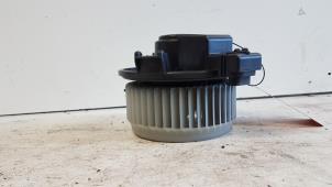 Gebruikte Blower Dodge Avenger (JS) 2.0 16V Prijs € 15,00 Margeregeling aangeboden door Autodemontagebedrijf Smit